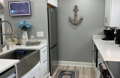 Horseshoe Lake House | Horseshoe Lake - Newly Renovated Modern Lakehouse