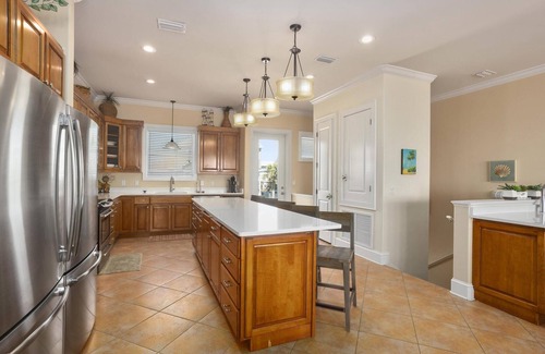 Villa Primera House | Host an event or large family gathering at this relaxing Gulf front home!