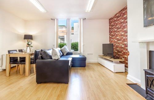 Malvern Apartment | Host & Stay - Club Chambers