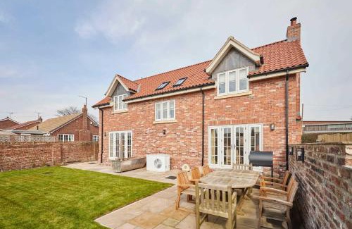 Flamborough House | Host & Stay - Kittiwake Cottage