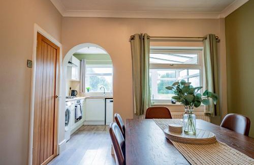 Ashbourne House | Host & Stay - Mayfield House