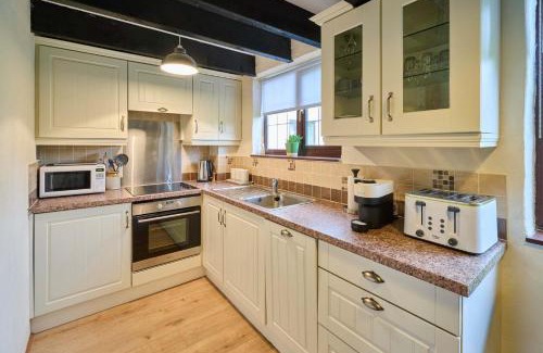 North Buckland House | Host & Stay - Providence Cottage