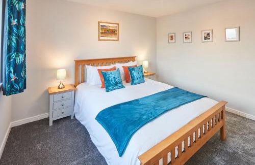 Saltburn-by-the-Sea House | Host & Stay - Station Cottage