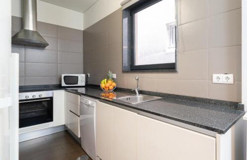 Boavista Apartment | Host Wise - Cozy House w Balcony