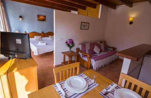Santa Eulalia del Rio House | Hostal Cala Boix