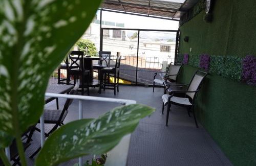 Zona 13 House | Hostal Guatefriends