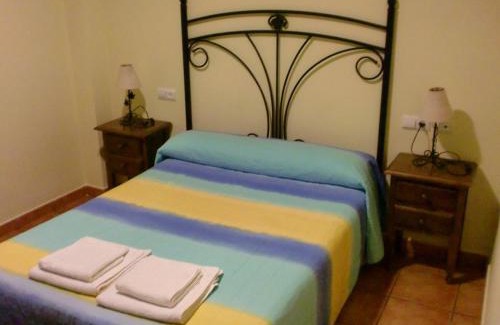 Alcaracejos House | Hostal las Tres Jotas