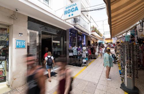 Sant Antoni de Portmany Hostel | Hostal Roca