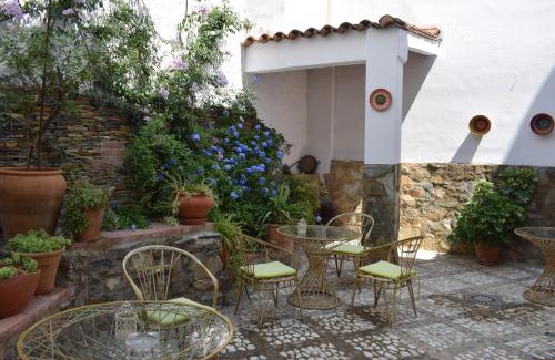 Aracena House | Hostal Rural Molino Del Bombo