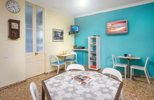 Badalona House | Hostal Solimar