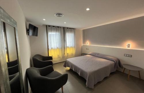 Angles House | Hostal Tarrés