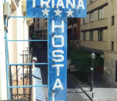 Sol House | Hostal Triana