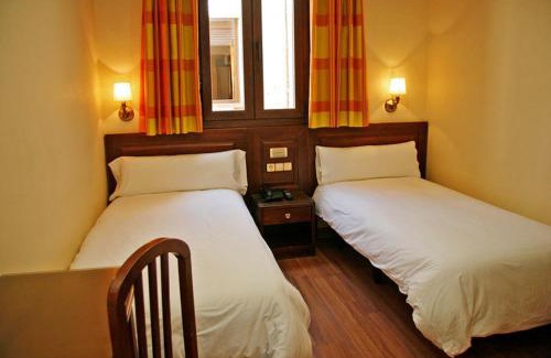Centro House | Hostal Victoria I