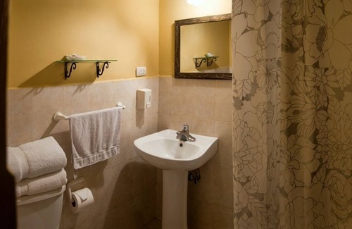 Zona 13 Bed & Breakfast | Hostal Villa Toscana