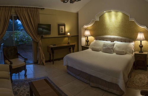 Zona 13 Bed & Breakfast | Hostal Villa Toscana