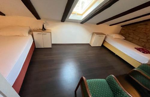 Rijeka Hostel | Hostel Old School