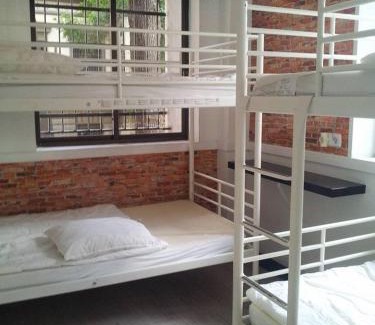 Palacio Hostel | Hostels Meetingpoint