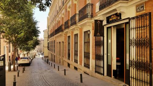 Palacio Hostel | Hostels Meetingpoint