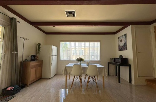 Alhambra House | Hot jacuzzi, near LA! Lovely, quiet home!