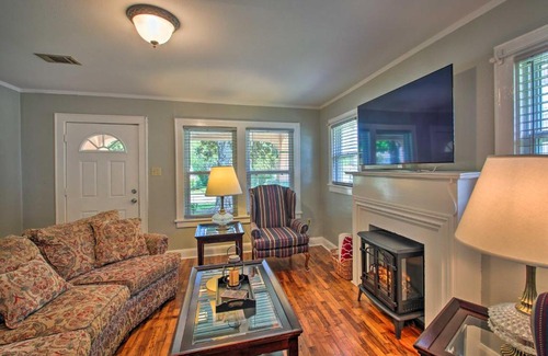 Hot Springs House | Hot Springs Home - Walk to Oaklawn Casino!