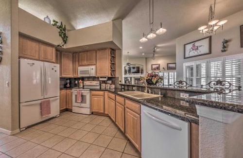 Ruidoso House | Hot Tub and Deck Family Ruidoso Retreat!