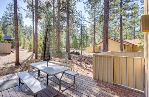 Deer Park House | Hot Tub and SHARC Passes Renovated Sunriver Retreat