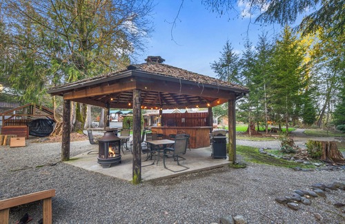 Union Cabin | Hot Tub Cabin #3