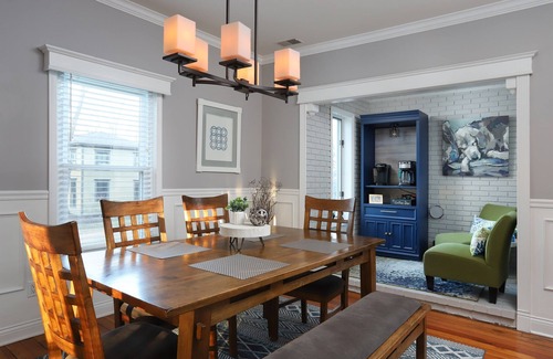 Saugatuck House | Hot tub! Firepit! Walk to Downtown. By Ivy House.