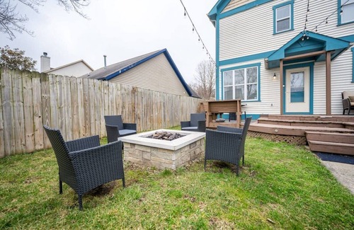 Fall Creek Place House | Hot Tub in prime location downtown
