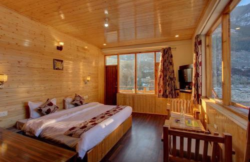 Manali House | Hotel 17 Miles Stone, Manali By Shivaneel Hospitality