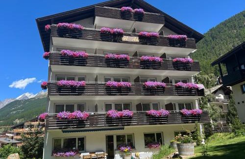 Zermatt Hotel | Hotel Adonis