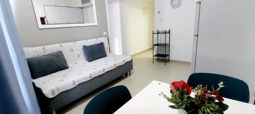 Bat Yam Apartment | Hotel Apartment Colony Beach Tel Aviv Bat Yam 9