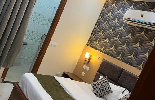Landran Hotel | HOTEL ARAB INN