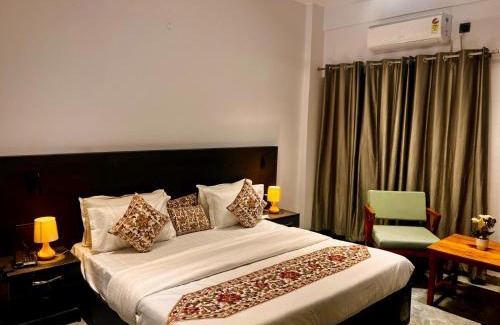 Rishikesh Hotel | Hotel Aura Regency, A Four Star Luxury Hotel & Resort, Rishikesh Road, Haridwar