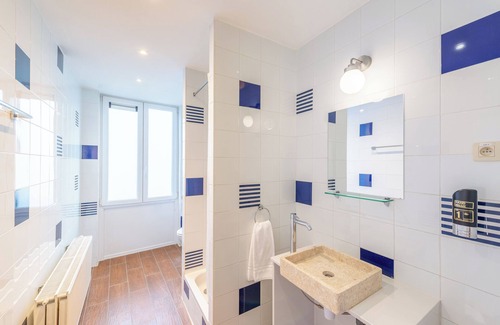 Quartier Midi-Lemonnier - Zuid-Lemonnierwijk Hotel | Hotel Barry