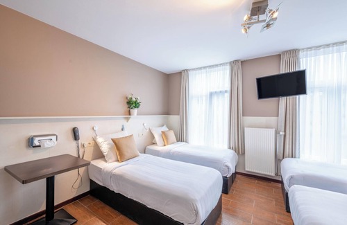Quartier Midi-Lemonnier - Zuid-Lemonnierwijk Hotel | Hotel Barry