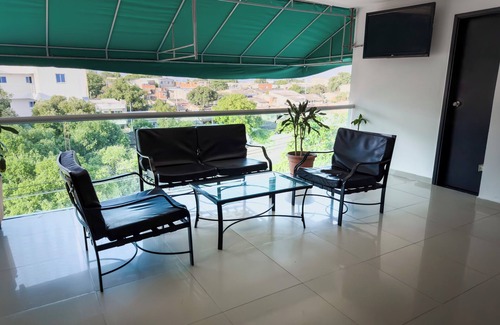 Cartagena Hotel | Hotel Bazurto Plaza