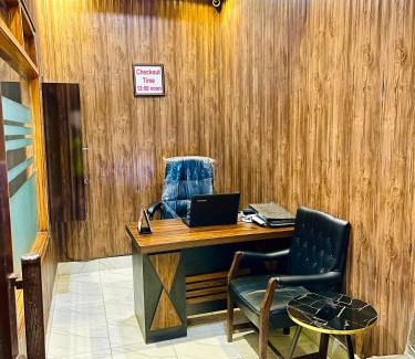 Karachi Hotel | Hotel Bed & Rest Airport
