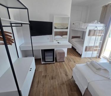 Ksamil Apartment | Hotel Belle Vue