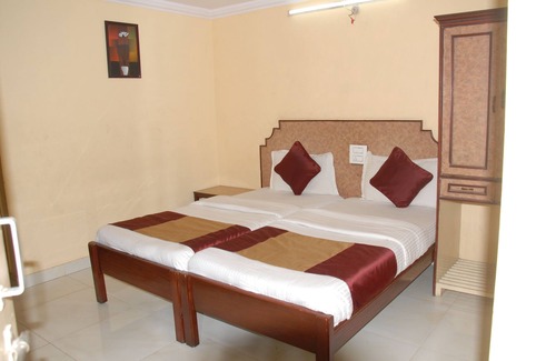 Hyderabad House | Hotel Bhavani Lodge