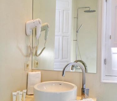 Santa Cruz Hotel | Hotel Boutique Elvira Plaza
