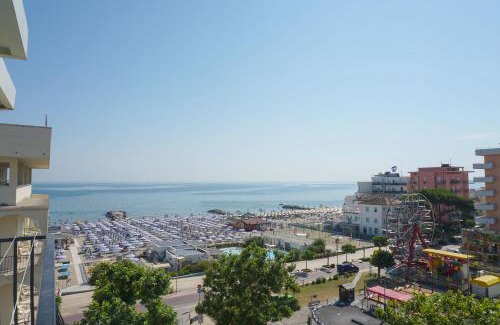 Misano Adriatico Hotel | Hotel Bristol - a 30 mt dalla spiaggia