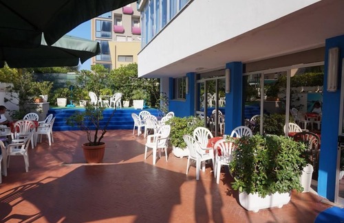 Pesaro Hotel | Hotel Caravan