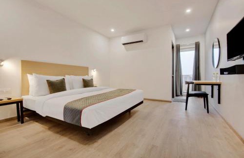 Mahipalpur Extension Hotel | Hotel Cozy Cave Near IGI Delhi Airport