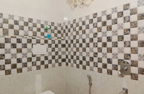 Gomti Nagar Hotel | Hotel Cristelia