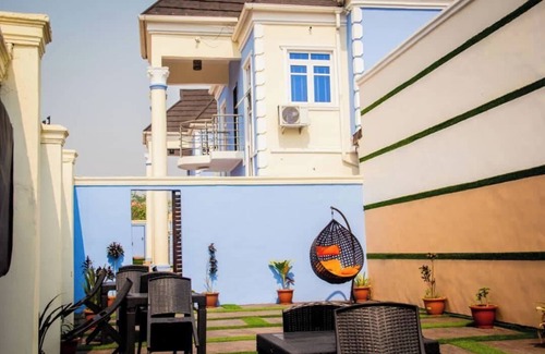 Edunabon Apartment | HOTEL D RITZ