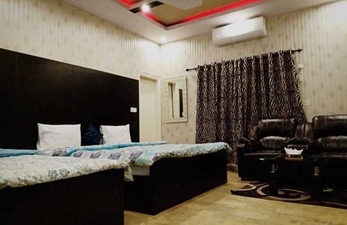 D.H.A. House | Hotel Defence Inn
