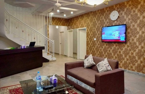 D.H.A. House | Hotel Defence Inn