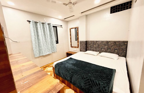 Ujjain Hotel | Hotel Demand - near Main Temple