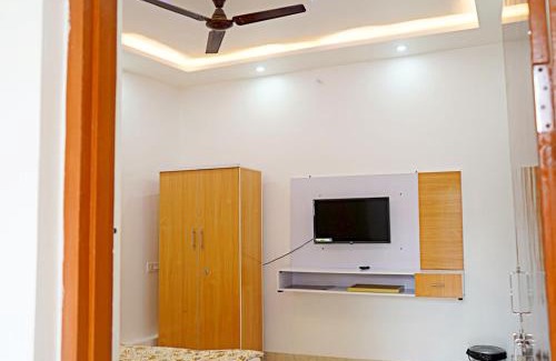 Ayodhya Hotel | Hotel Devyanta